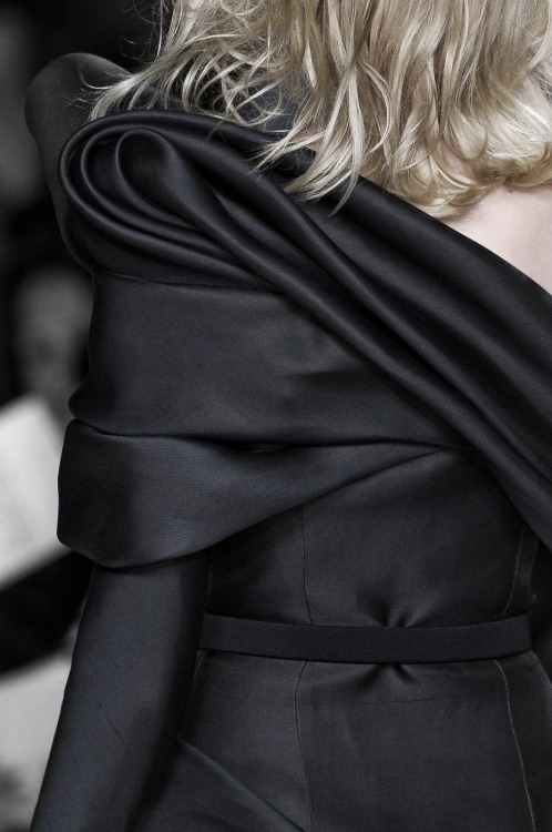 130186:  Stéphane Rolland Fall 2010