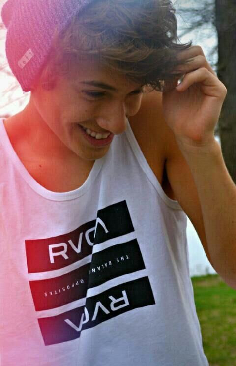 narcotic:why cant i look like this sigh