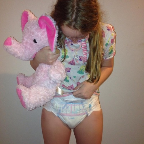 theabdlshop:#Repost @little_princess_victoria_ ・・・ Having a cute little day #abdl #tbdl #diapergirl 