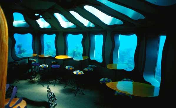 coolthingoftheday:  TOP TEN COOLEST BARS IN THE WORLD1. Northern Lights Bar - Iceland2.