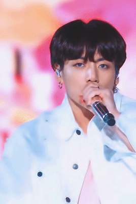 syuga:190428 Super Concert [cr: Everything Is OK]