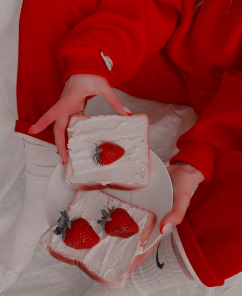 STRAWBERRYCORE !?