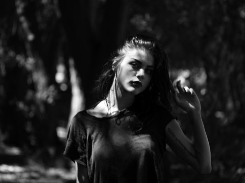  frances bean cobain photographed by hedi adult photos