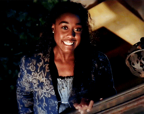 LASHANA LYNCH As ROSALINE CAPULET In