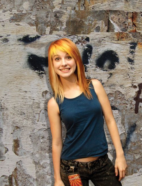 Captain-Kampari:hayley Williams