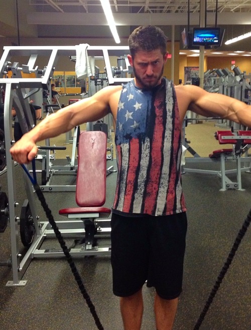 buttsandbarbells:  jtl4:  Mean muggin. Dat vascularity poppin.  I’m highly jealous of all your flag clothing.  I had a fella ask me the other day why I was always so GD patriotic. 😳 bc America. Why else. 🇺🇸🇺🇸🇺🇸