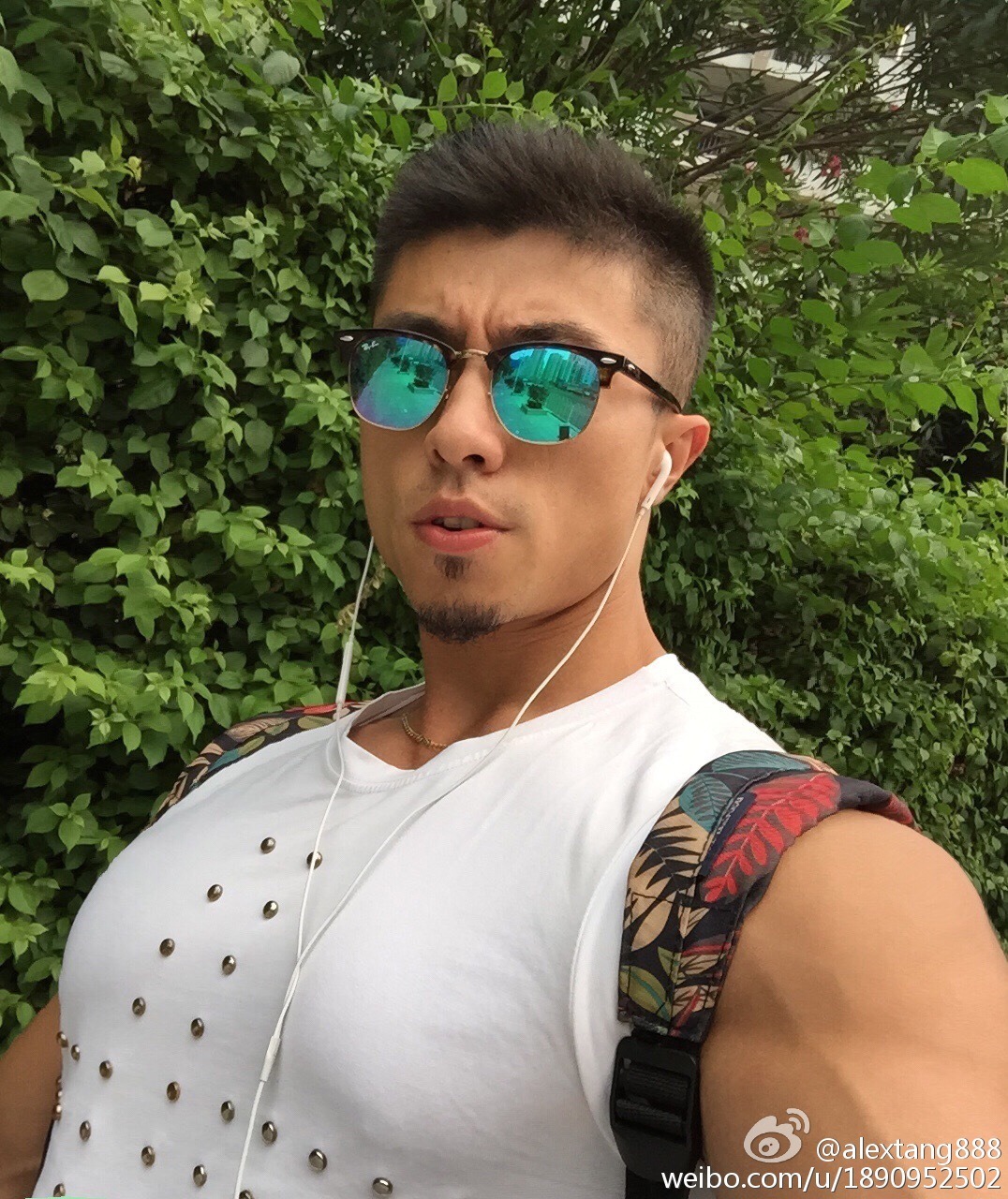 vernonlqchan:  Chinese fucking hot trainer Alex Tang!