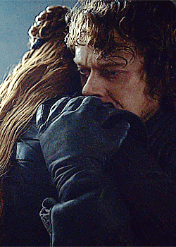 fyeahsmokinhot:*insert redemtion arc*Also Theon you will probably die now