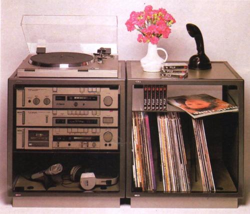 legacysat: Akai Hi-Fi Audio, 1983