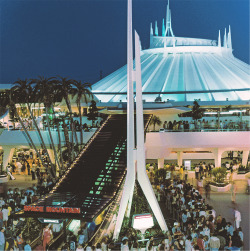 Port Of Entrance, Space Mountain