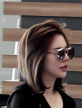 choisooyyoung: Sunny on her way to LA ♡  