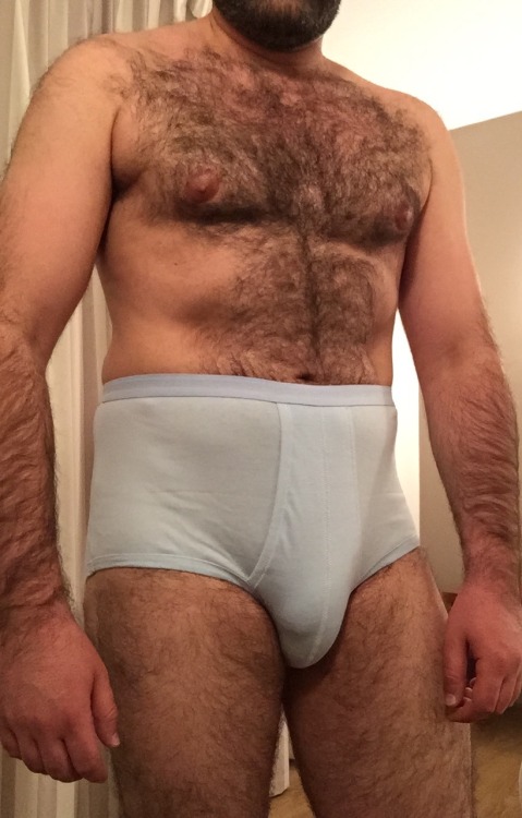 manlydadchaser63: …Dad in his underwear…