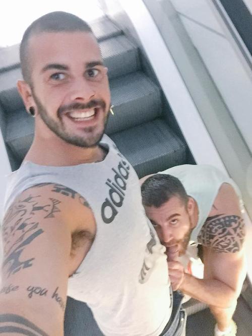 lifewithhunks:  Hunks, Porn, Amateurs, Spy, Bulges, Lycra and Huge Cocks.http://lifewithhunks.tumblr.com/  Eat CLEAN and train DIRTY   www.runswimlivehealthy.tumblr.com
