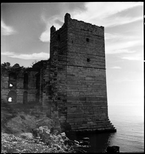 the-roman-way:The Sea Walls, Marble Tower, and Boukoleon Palace of Constantinople (now Istanbul). Al