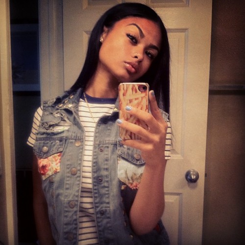 rriii-indialove:  “The India Love Glare" 