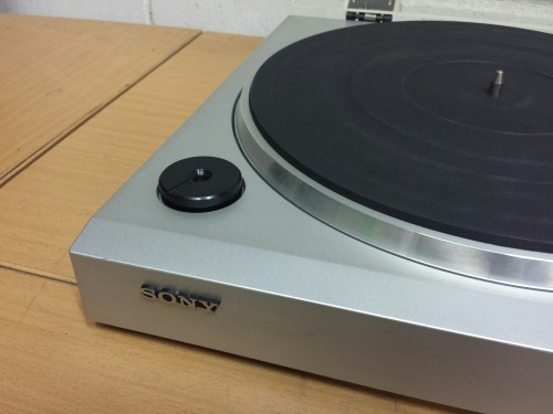 Sony PS-LX1 Direct Drive Automatic Stereo Turtable, 1981