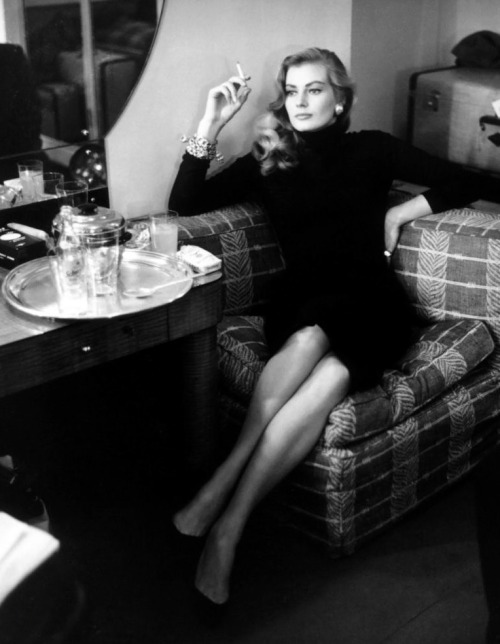 Anita Ekberg photographed by Bob Haswell (1955)