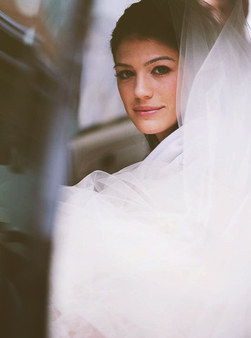 agentromanofffmoved:1/25 pictures of Genevieve Padalecki