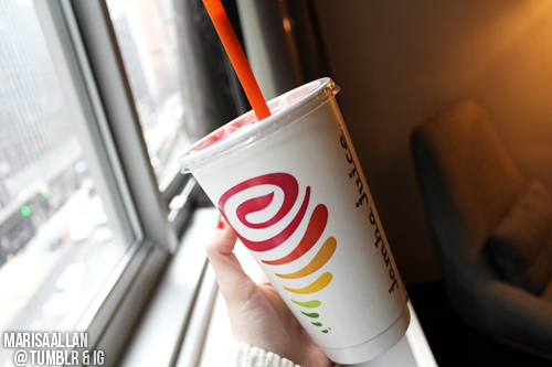h0lllister:i couldn’t get a good photo but jamba juice! this was the ‘fit n fruitful’ with strawberr
