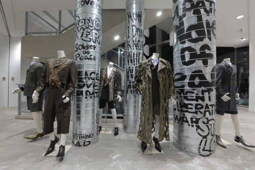 kristen-mcmenamy:  Comme des Garçons Homme Plus at I.T. Beijing Market