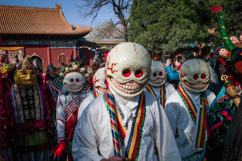 Bump up your buddhist ghost beating skills: With an excellent choice of smiley skull style, the perf