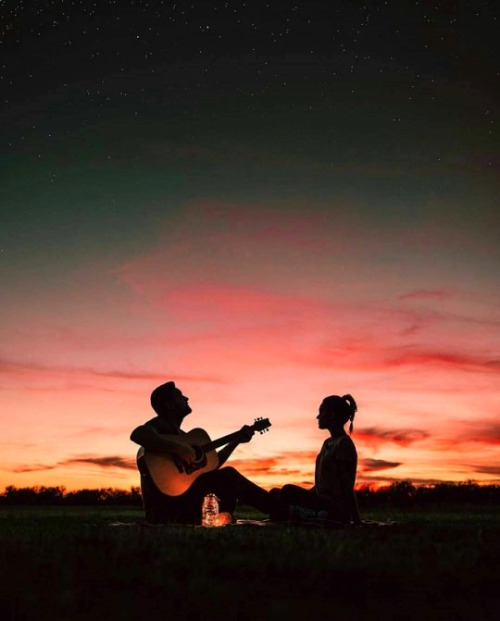 fineapple4u:xo time for you to strum my lullaby and play me to sleep &hellip;..ღk