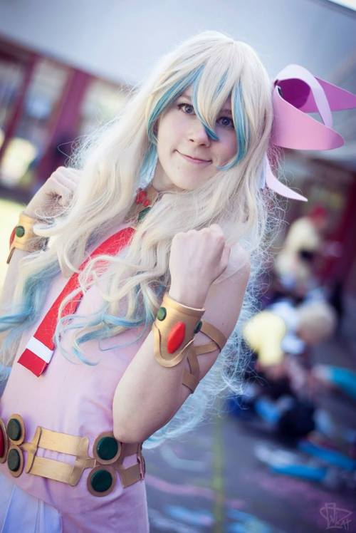My Nia Teppelin cosplay from Närcon 2013. I miss that place so much! AGAIN NEXT YEAR!! C: Cospl