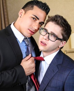 bobojb101:  Will & Topher suited and