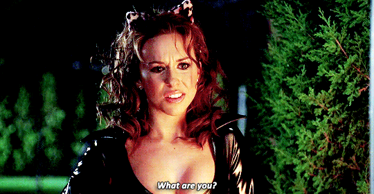 arthurpendragonns:  Mean Girls (2004) dir. Mark Waters 