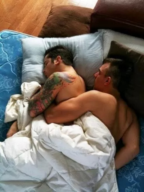 Z-z-z Hot Sleeping Guys z-z-Z Your sumbissions on i_love_sleeping_guys(at)yahoo.com