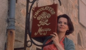 imabloodymartian:  Chocolat (2000) 