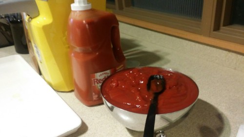 In A World Of Convenience And E-dispensers, My Universitys Food Court Has A Ketchup Bowl