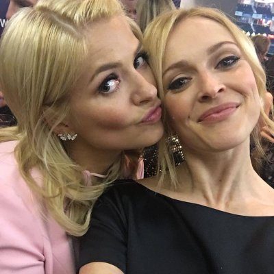 hollywforever:Holly Willoughby and Fearne Cotton 