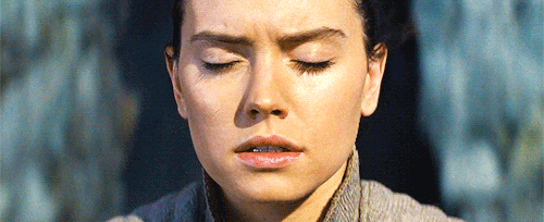 papi-chulo-bucky: starwarsfilms:Rey training in the trailer of ‘The Last Jedi’ My bae