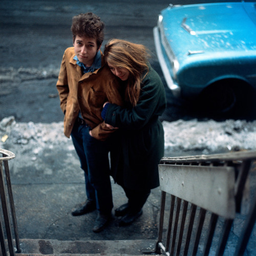 Bob Dylan and Suze Rotolo, 1963. Another shot from the Freewheelin Bob Dylan album cover shoot.