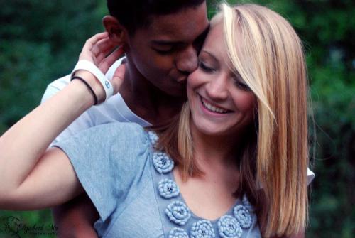 Young interracial teens in love!Meet cute white girls into interracial dating here!
