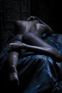 crescentmoon06:  © Edward Ysais Photography.   Not Quite Naked