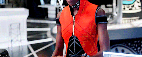 captainswaan:Don’t scare me like that, colonizer!Black Panther (2018) dir. Ryan Coogler