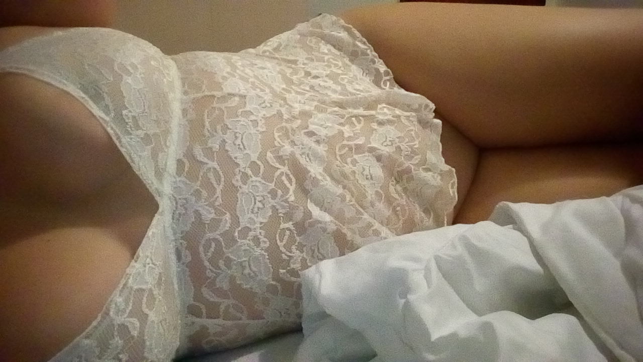 janethebaby:  I love attention and presents