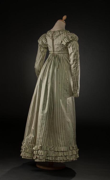 Dress, 1815-18From Tessier &amp; Sarrou