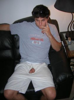 GUYS PANTS DOWN!