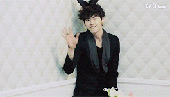 chaootic:  Lee Jong Suk - CeCi photoshoot  