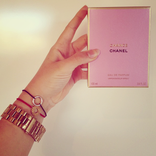 r-osyisland:  ❀ following back similar blogs ❀