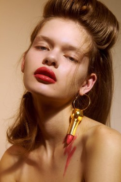 loove-and-desperation:  A Dior Beauty story