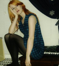 tightsobsession:  Checkered dress and black