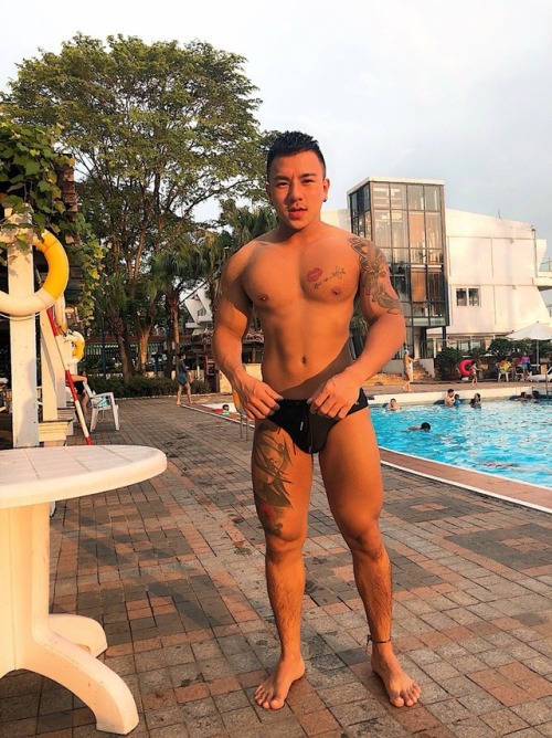 tudamm: Haha để tao xem được bao like rồi mở icon sau :)) em này dâm vl rồi