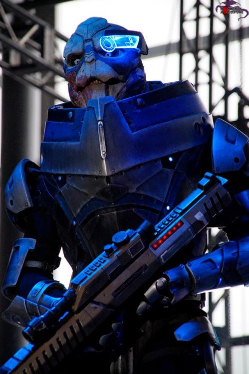 padzi:  Michał Gwiazda as Garrus VakarianCosplay made by Crafts of Two.Multigenre Fan Convention Pyrkon: Poland, Poznań 2015Festiwal Fantastyki Pyrkon: Polska, Poznań 2015