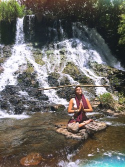 psychedelicsex:  jah-feel:  ✨These waterfalls are behind my hut. Used a walking stick to hike through the jungle to get to them. Then I balanced the walking stick on my head and sat in meditation under the falls. Hands in tipi mudra at heart center
