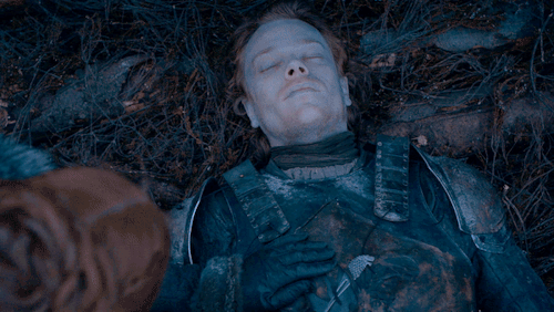 sweetbrokenthoughts:  Jenny would dance with her ghosts,The ones she had lost and the ones she had f