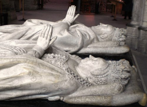 Effigies of Henry II o France and Catherine de Medici by Germain Pilon, 1583